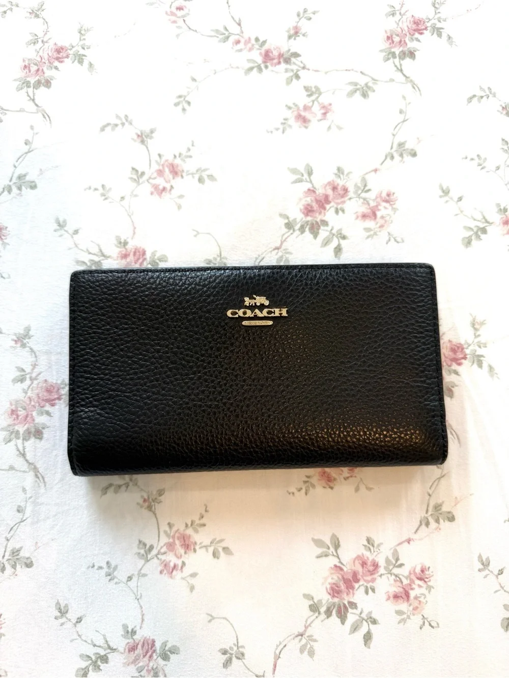 NWOT Coach Black Pebbled Leather Slim Zip Logo Gold Hardware Wallet